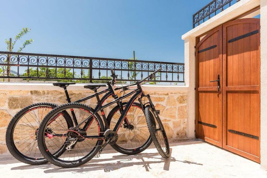 Villa Hirundo Rustica سكرادين المظهر الخارجي الصورة