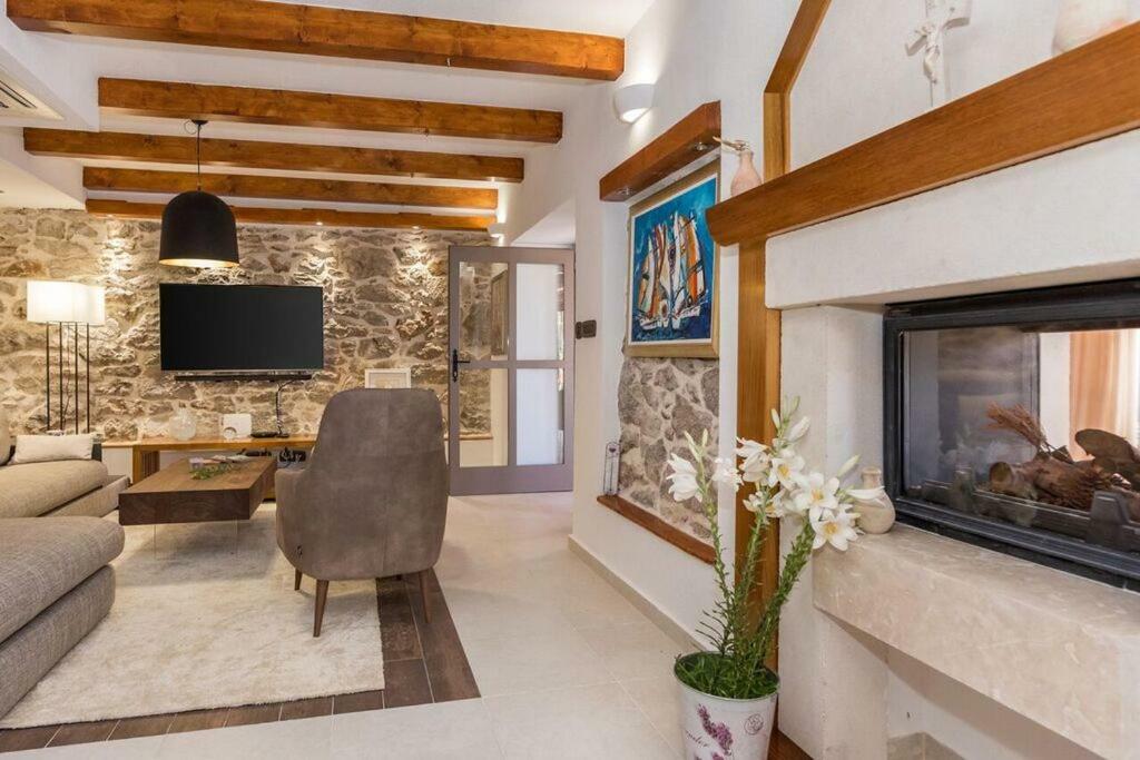 Villa Hirundo Rustica سكرادين المظهر الخارجي الصورة