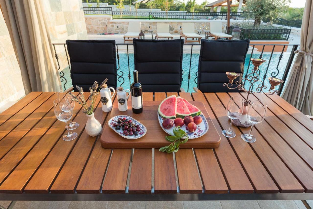 Villa Hirundo Rustica سكرادين المظهر الخارجي الصورة