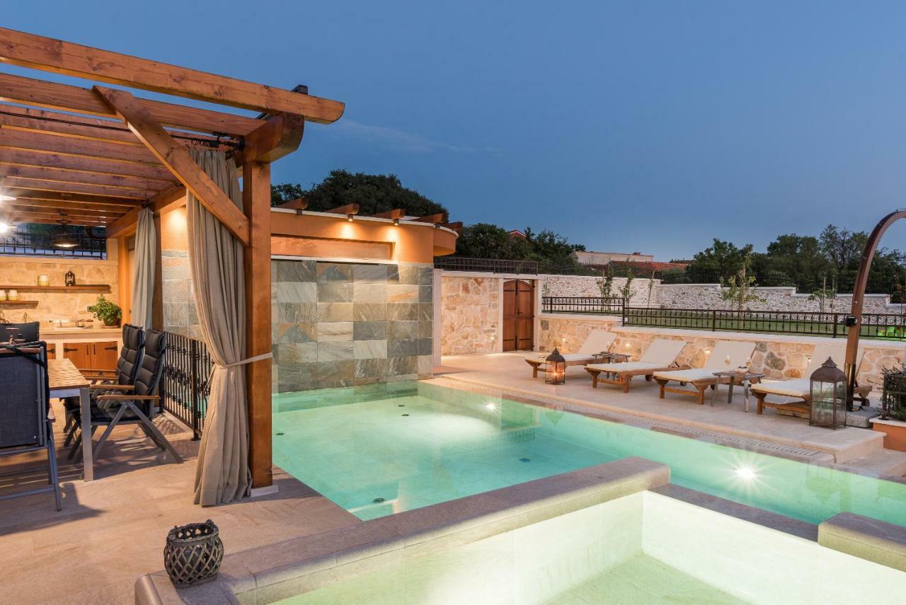 Villa Hirundo Rustica سكرادين المظهر الخارجي الصورة