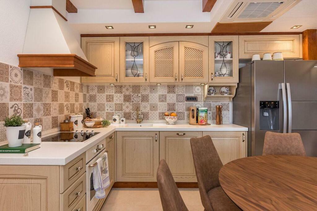 Villa Hirundo Rustica سكرادين المظهر الخارجي الصورة