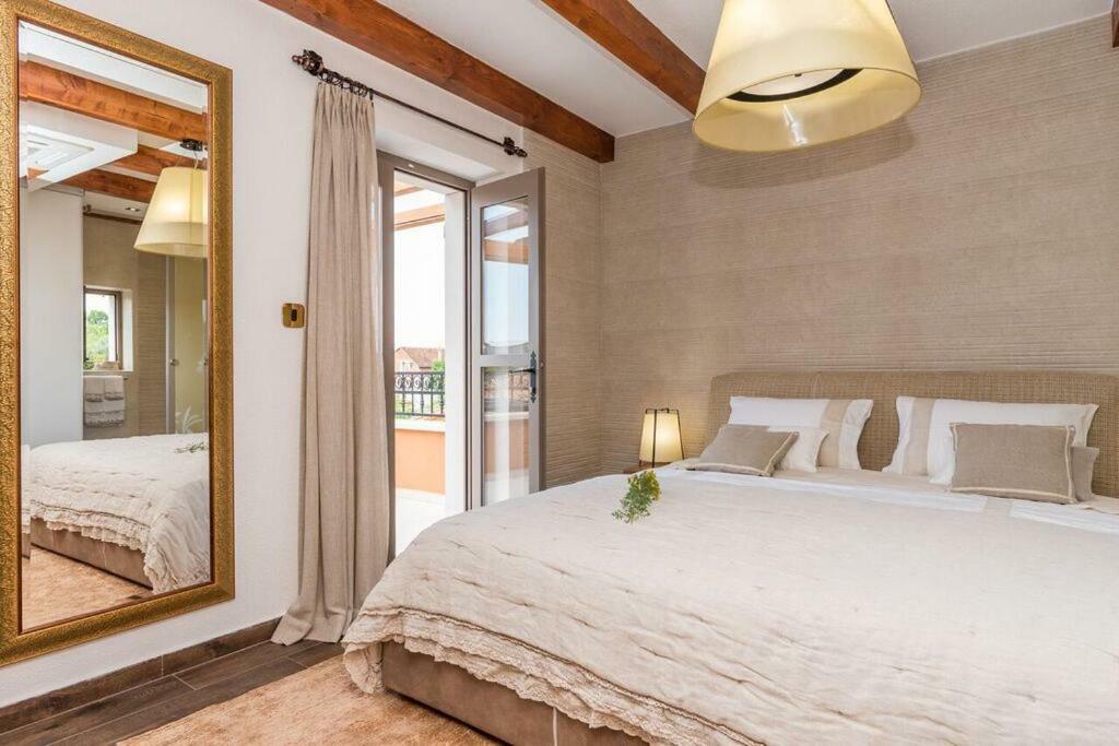 Villa Hirundo Rustica سكرادين المظهر الخارجي الصورة